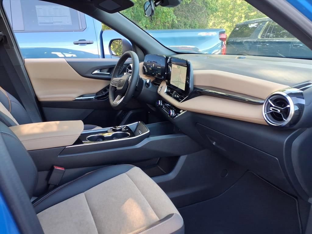 New 2026 Chevrolet Equinox ACTIV FWD image 23