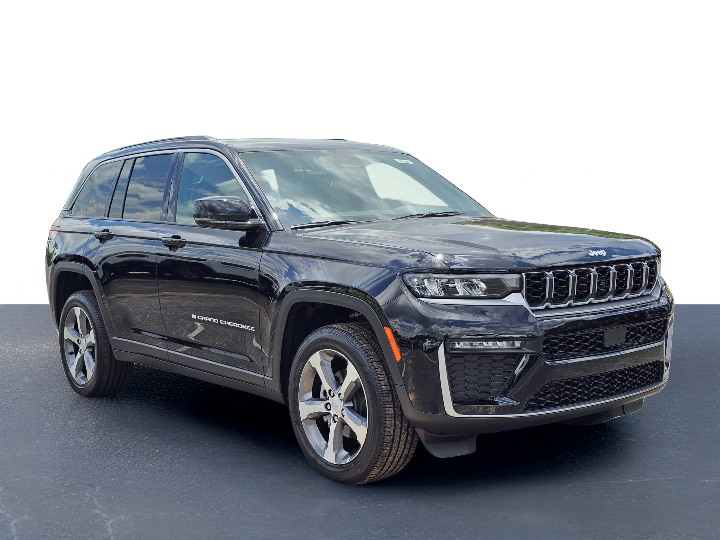 New 2026 Jeep Grand Cherokee Limited RWD image 5