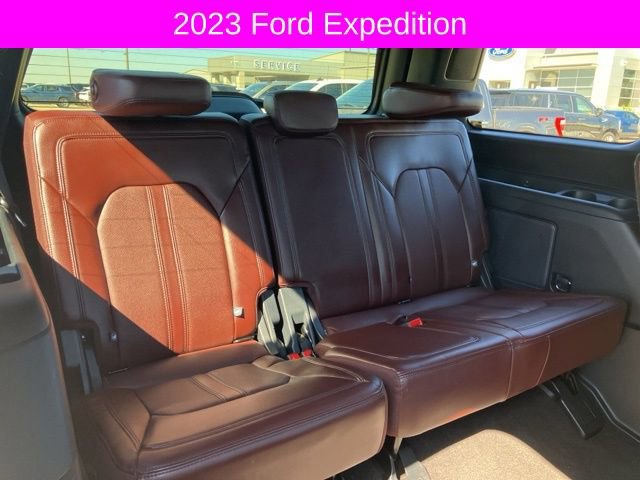 Used 2023 Ford Expedition Limited image 16