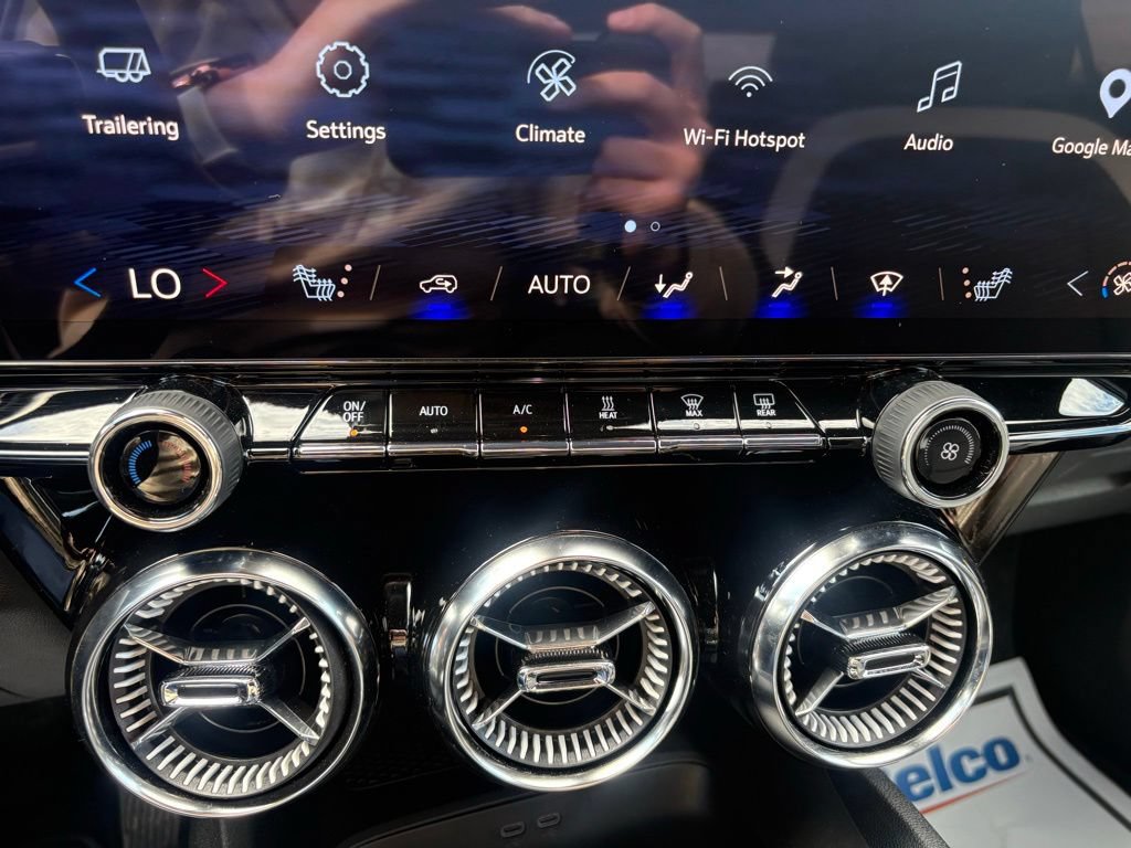 New 2026 Chevrolet Blazer EV LT FWD image 3