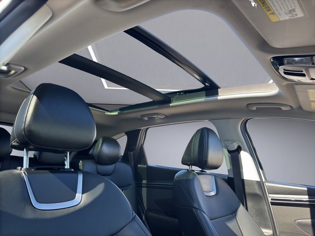 Used 2024 Hyundai Tucson Limited image 24