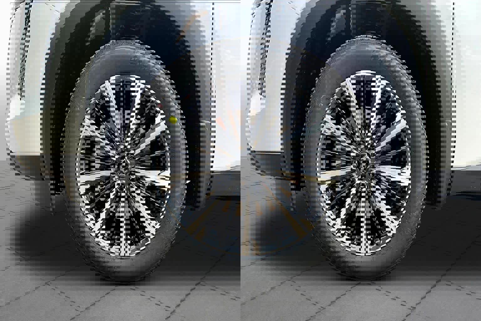 New 2026 Nissan Pathfinder Platinum image 9