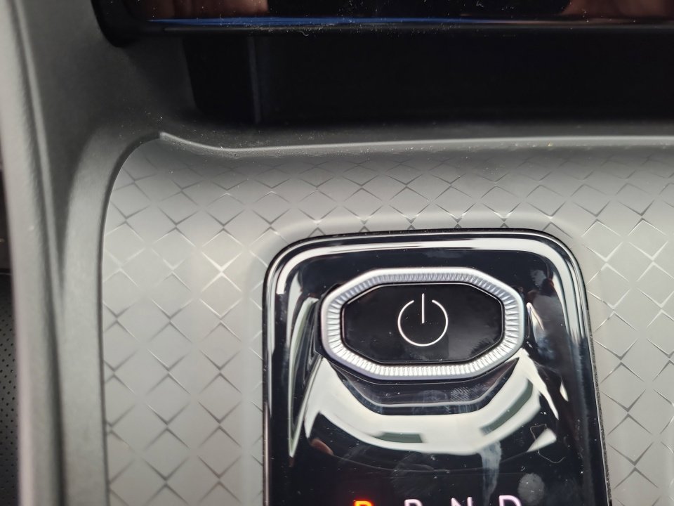 New 2025 Jeep Wagoneer Launch Edition image 20