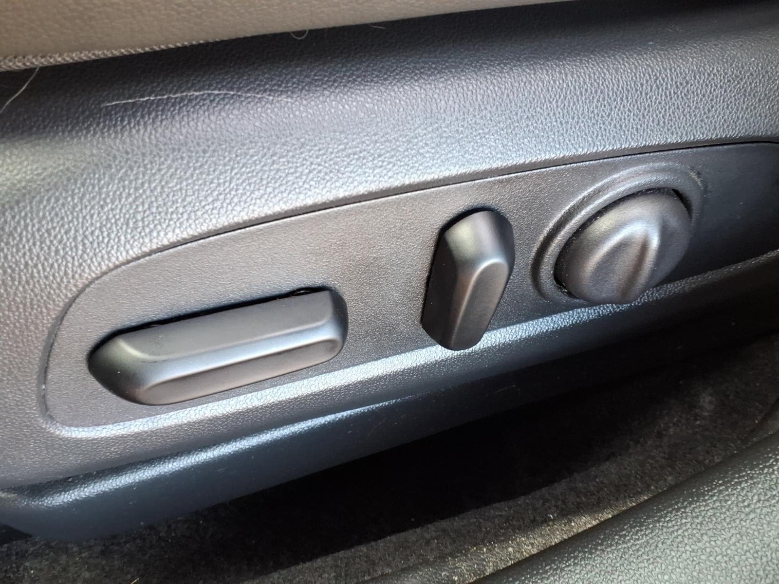 Used 2024 Buick Envista Sport Touring w/ Convenience I Package FWD image 14