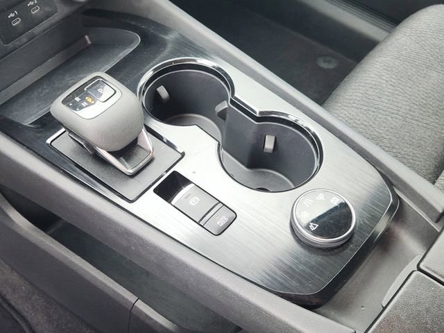 Used 2024 Nissan Rogue SV image 16