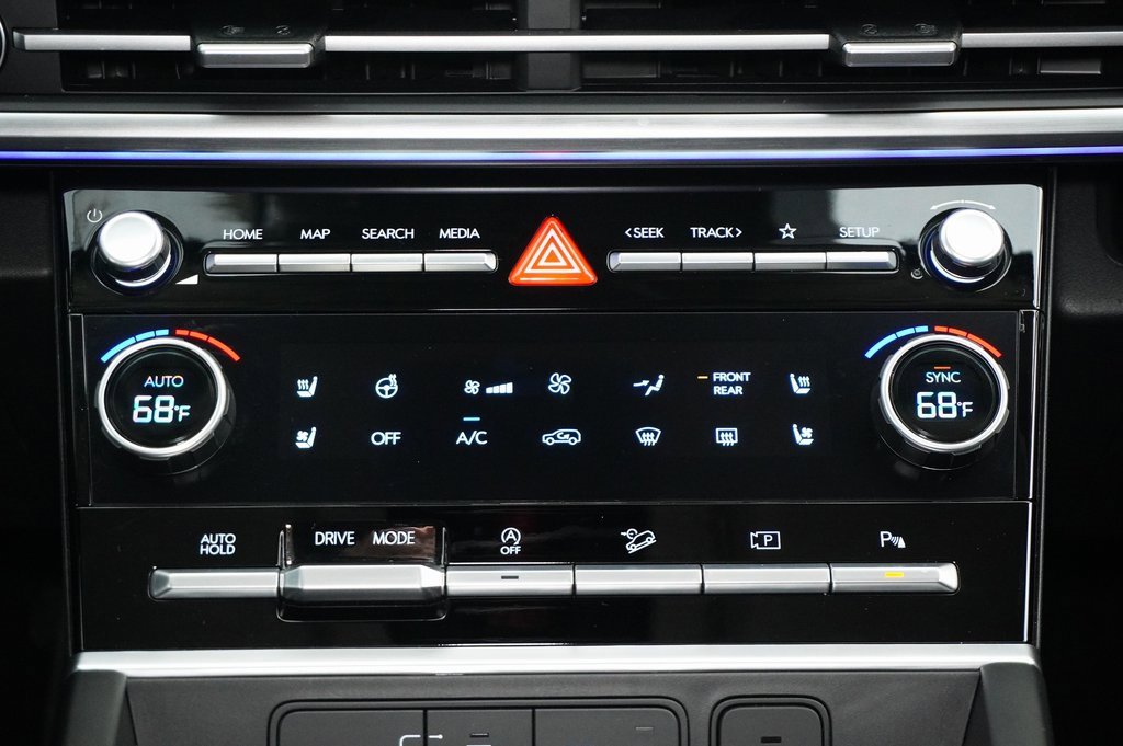 Used 2025 Hyundai Santa Fe Limited image 14