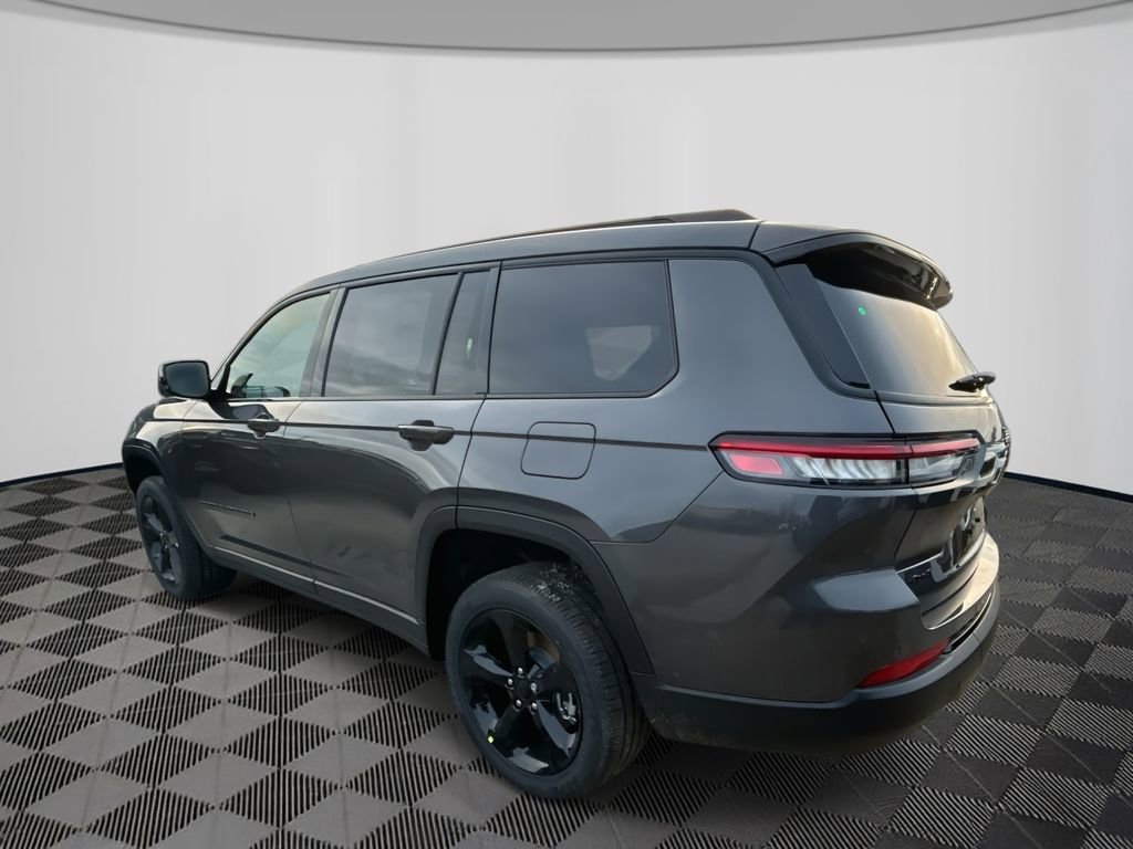 New 2025 Jeep Grand Cherokee L Altitude image 3