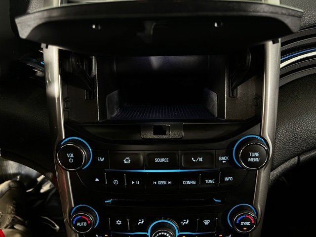 Used 2014 Chevrolet Malibu LT image 14