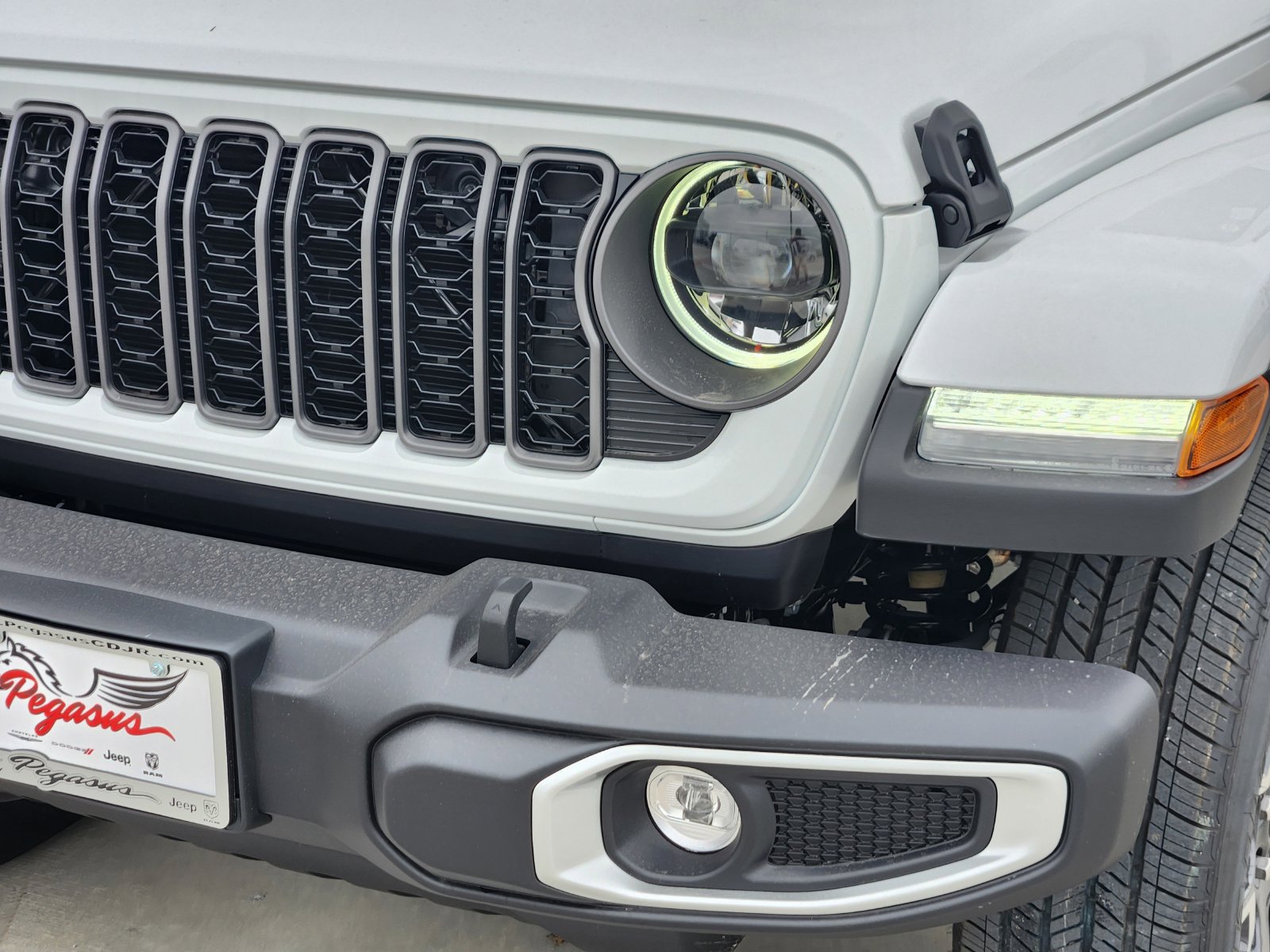 New 2026 Jeep Gladiator Sport AWD/4WD image 9