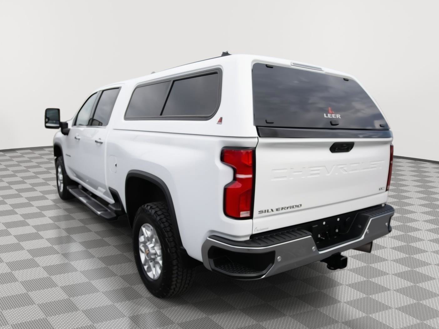 Certified 2024 Chevrolet Silverado 2500 LTZ w/ LTZ Convenience Package image 6