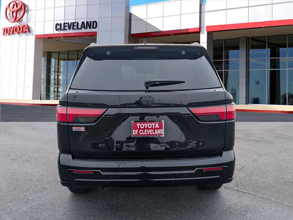 Used 2024 Toyota Sequoia Platinum image 6