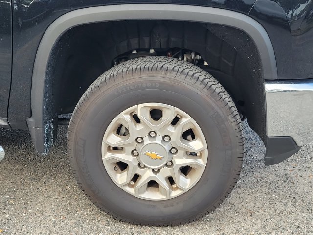 Certified 2025 Chevrolet Silverado 2500 LTZ w/ LTZ Premium Package AWD/4WD image 6