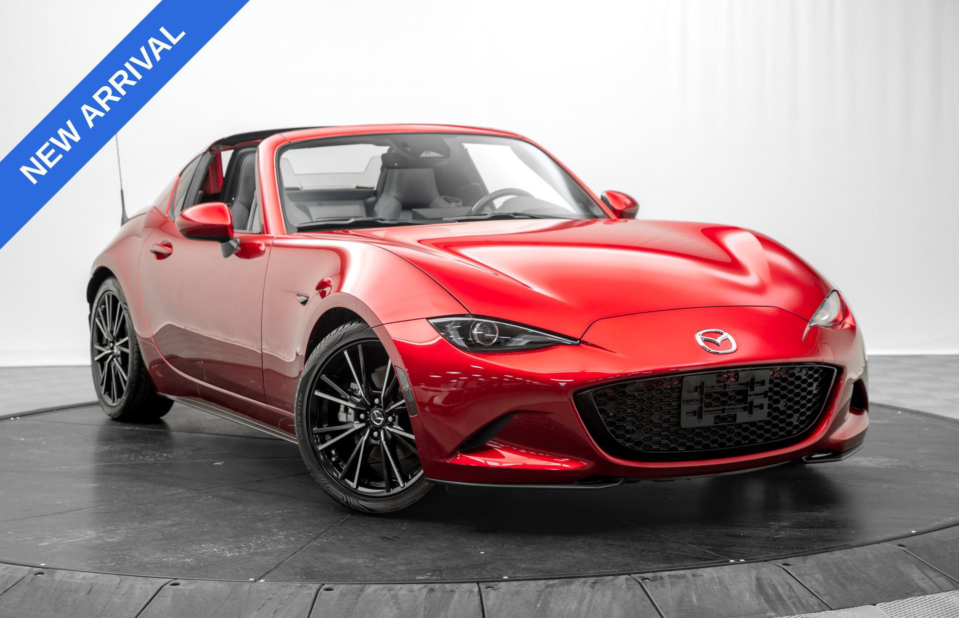 Used 2024 MAZDA MX-5 Miata RF Grand Touring RWD image 1