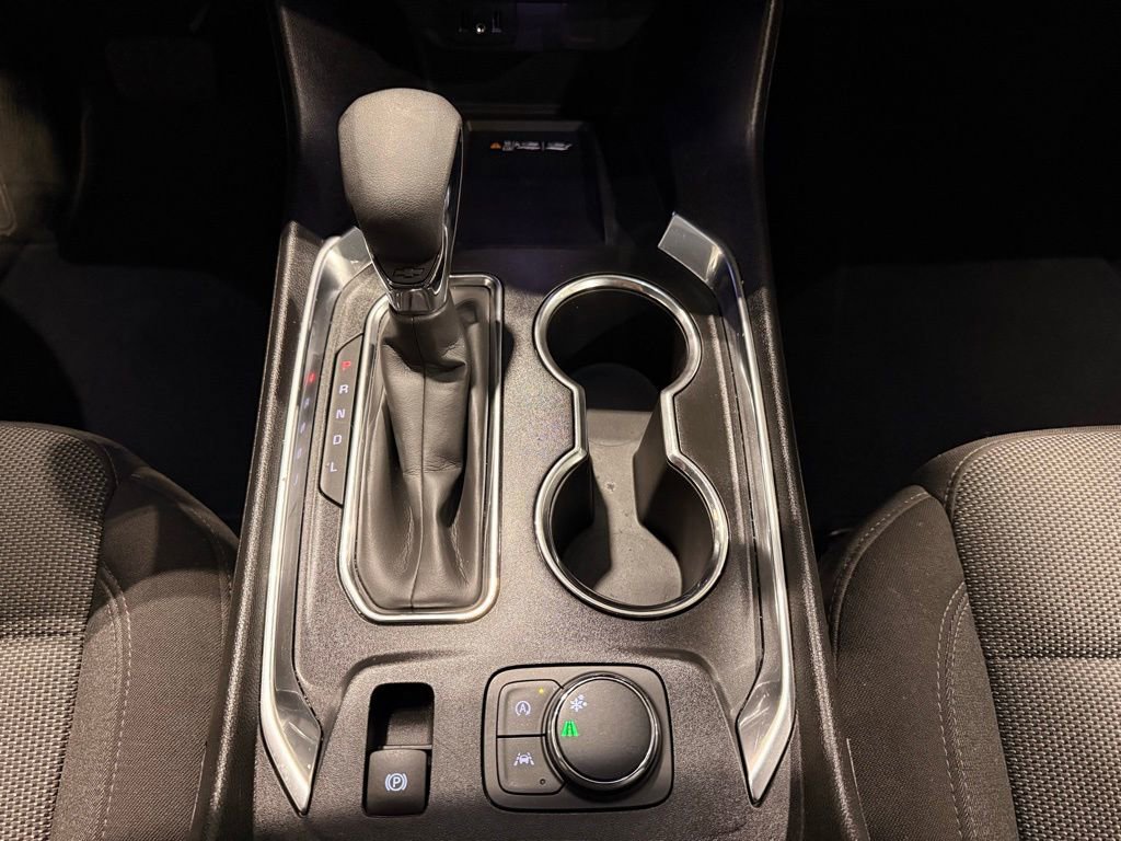 Used 2023 Chevrolet Traverse LT image 27