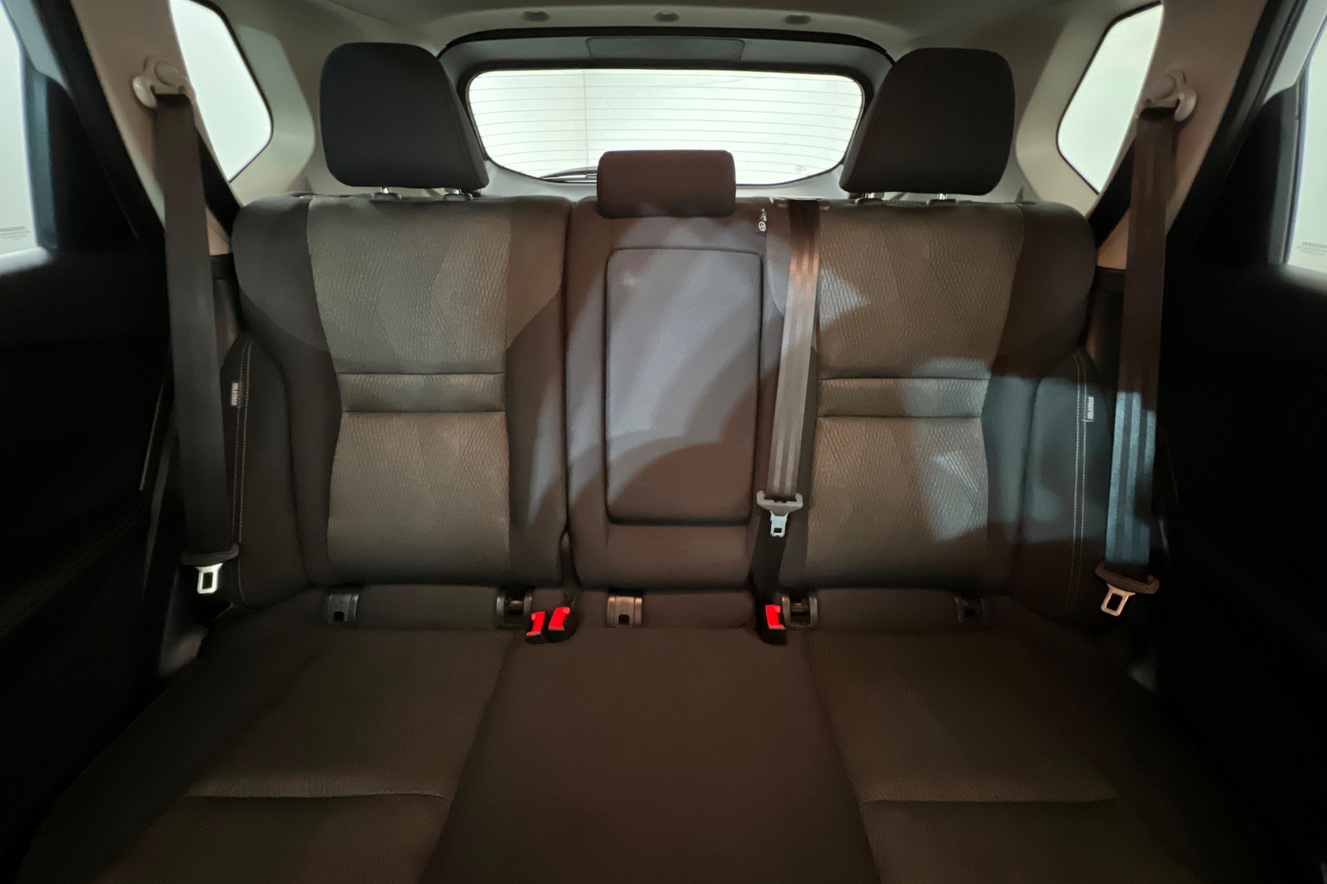 Used 2025 Nissan Rogue SV AWD/4WD image 25