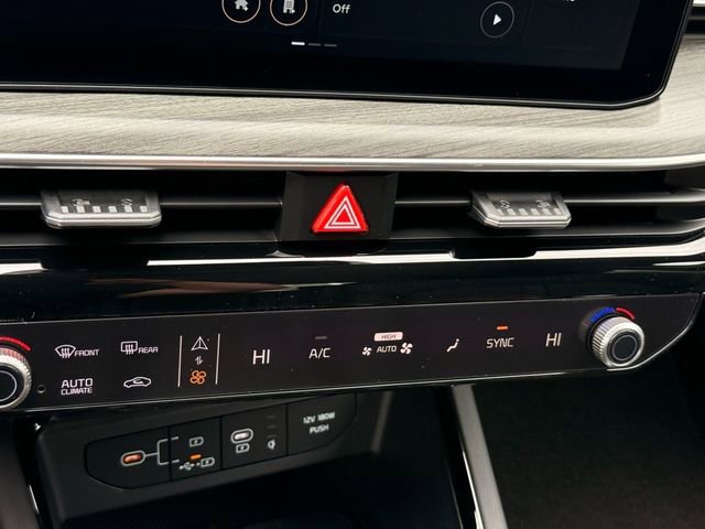 New 2025 Kia K5 EX image 17