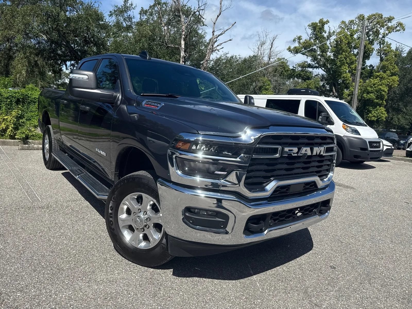 Used 2026 RAM 2500 Big Horn AWD/4WD image 7