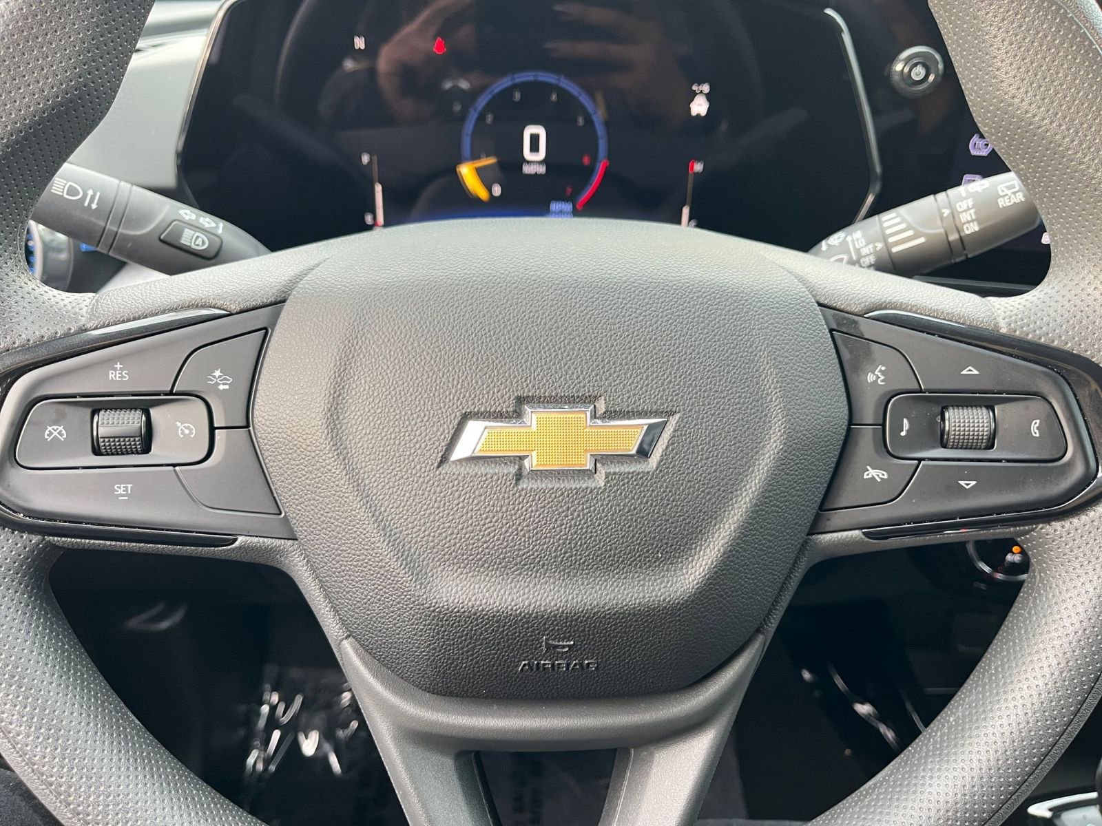 Used 2025 Chevrolet Trax LT image 25