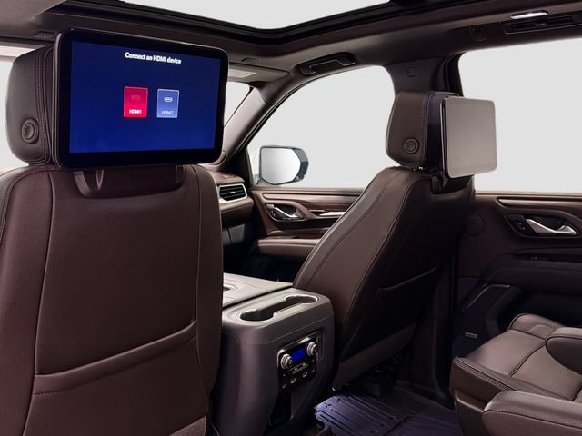 Used 2024 GMC Yukon XL Denali w/ Denali Reserve Package AWD/4WD image 23