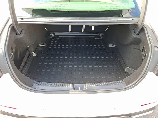 Used 2025 Mercedes-Benz E 350 Sedan image 29