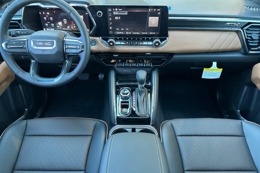 New 2026 GMC Canyon AT4 w/ Technology Plus Package AWD/4WD image 11