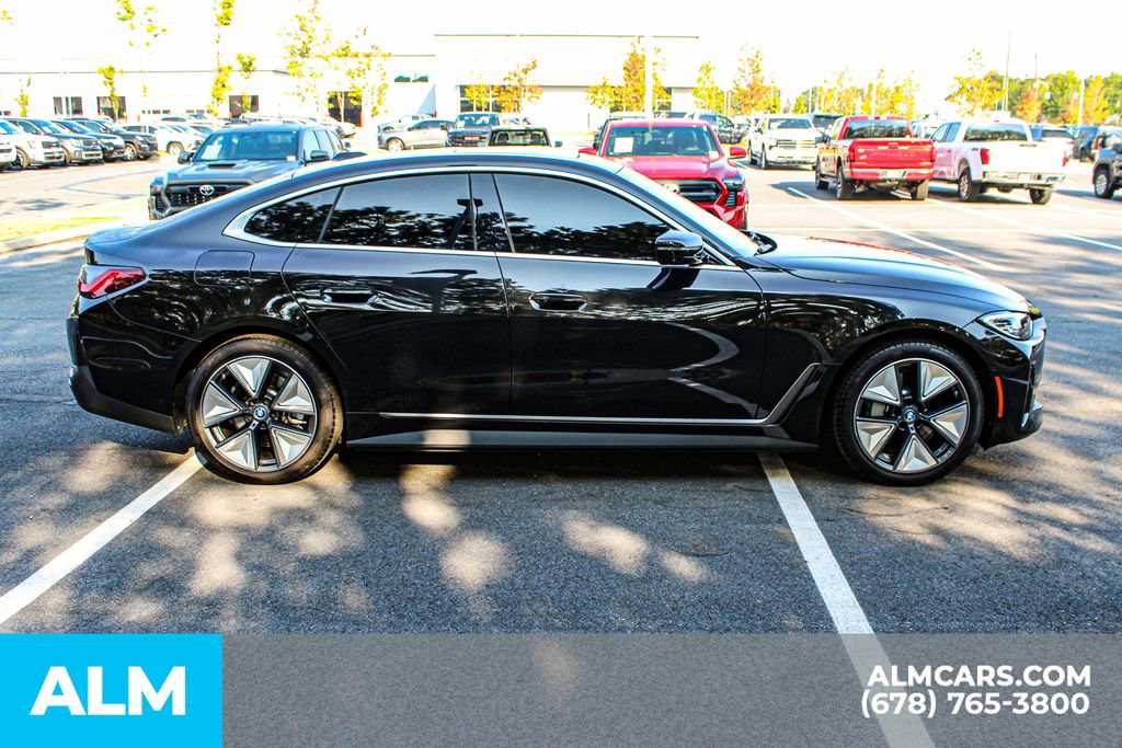 Used 2024 BMW i4 eDrive35 w/ Premium Package image 9