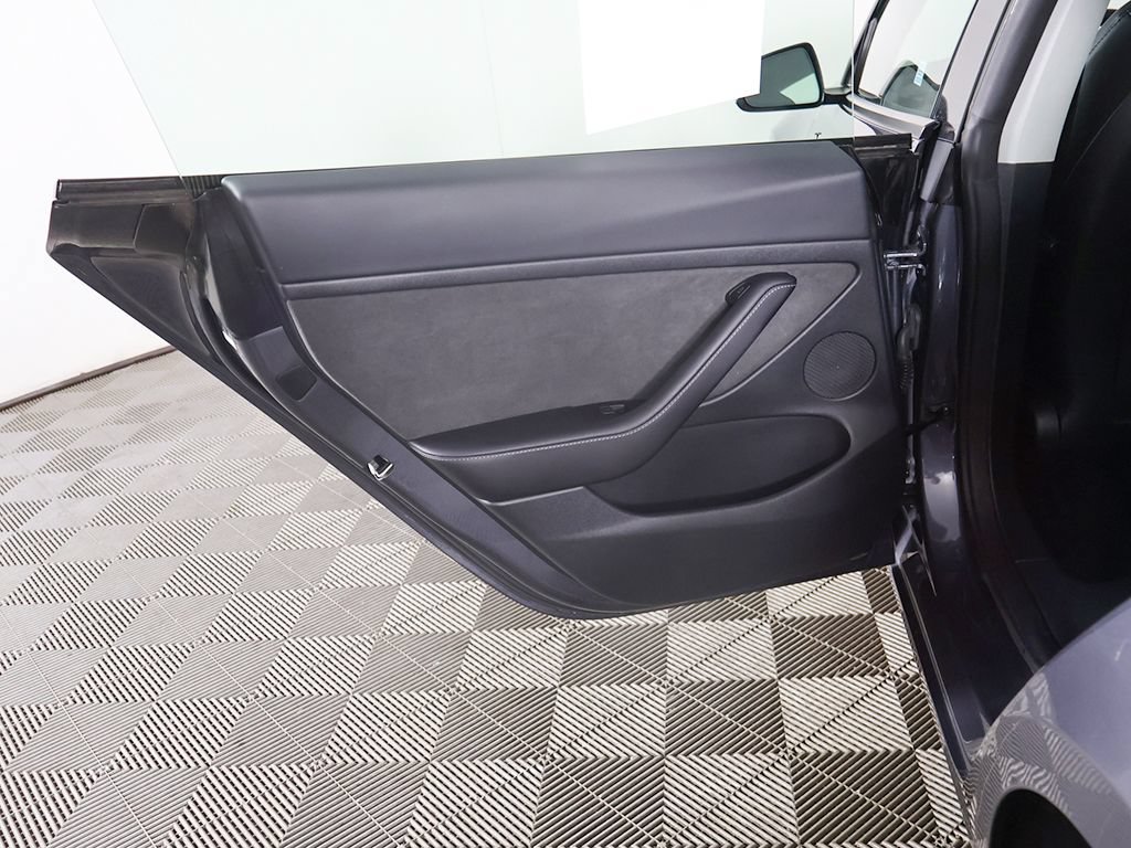 Used 2023 Tesla Model 3 Standard Range RWD image 25