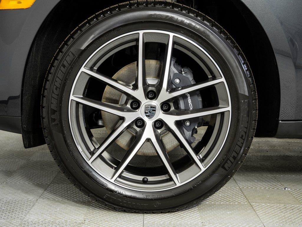 New 2026 Porsche Macan AWD/4WD image 39