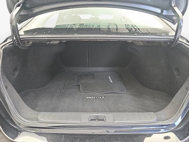 Used 2025 Nissan Sentra SV FWD image 30