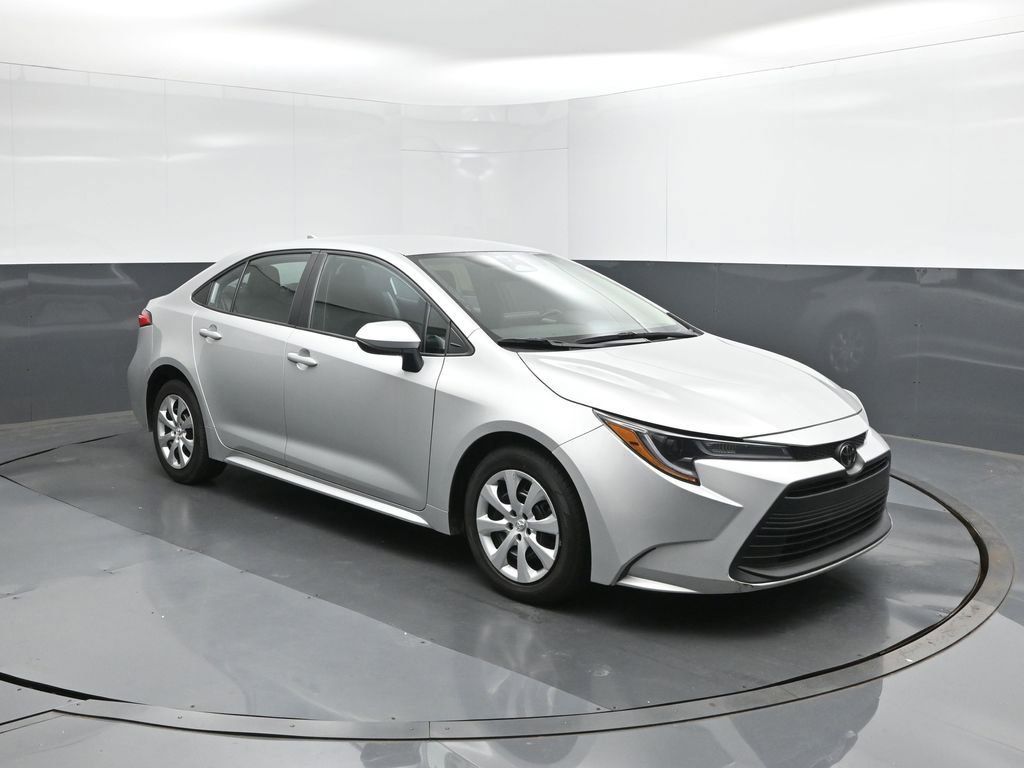 Used 2024 Toyota Corolla LE FWD image 26