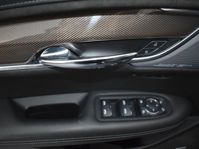 Used 2023 Cadillac XT6 Sport w/ LPO, ONYX Package image 14