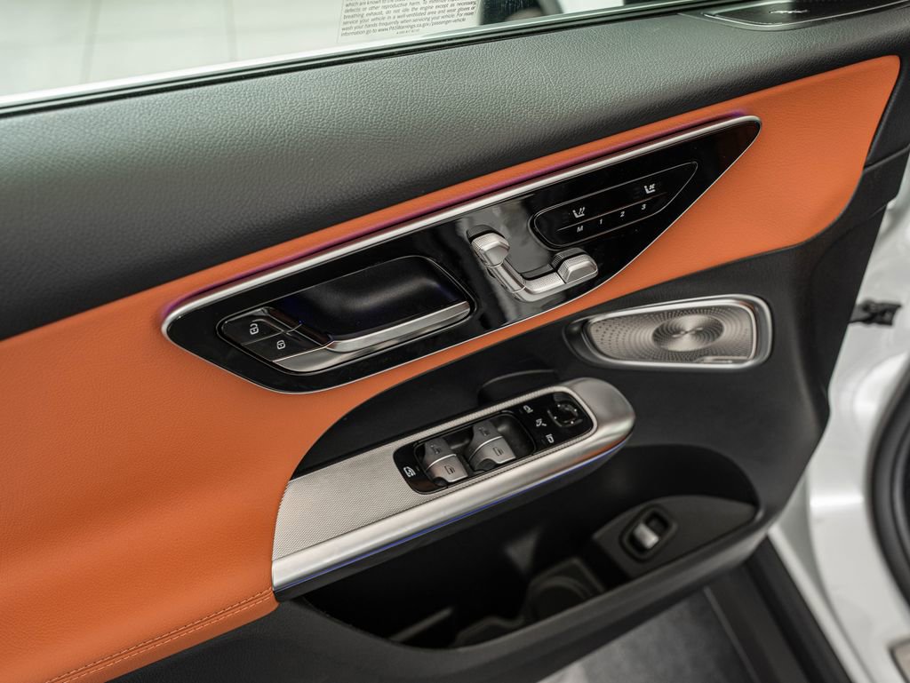 New 2026 Mercedes-Benz GLC 300 4MATIC image 17