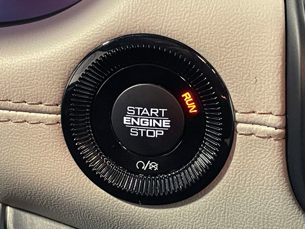 Used 2024 Jeep Compass Limited image 26