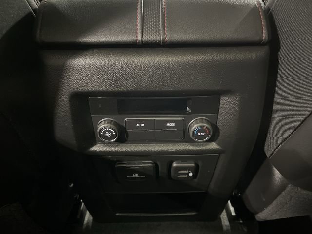 Used 2024 Chevrolet Traverse RS image 36