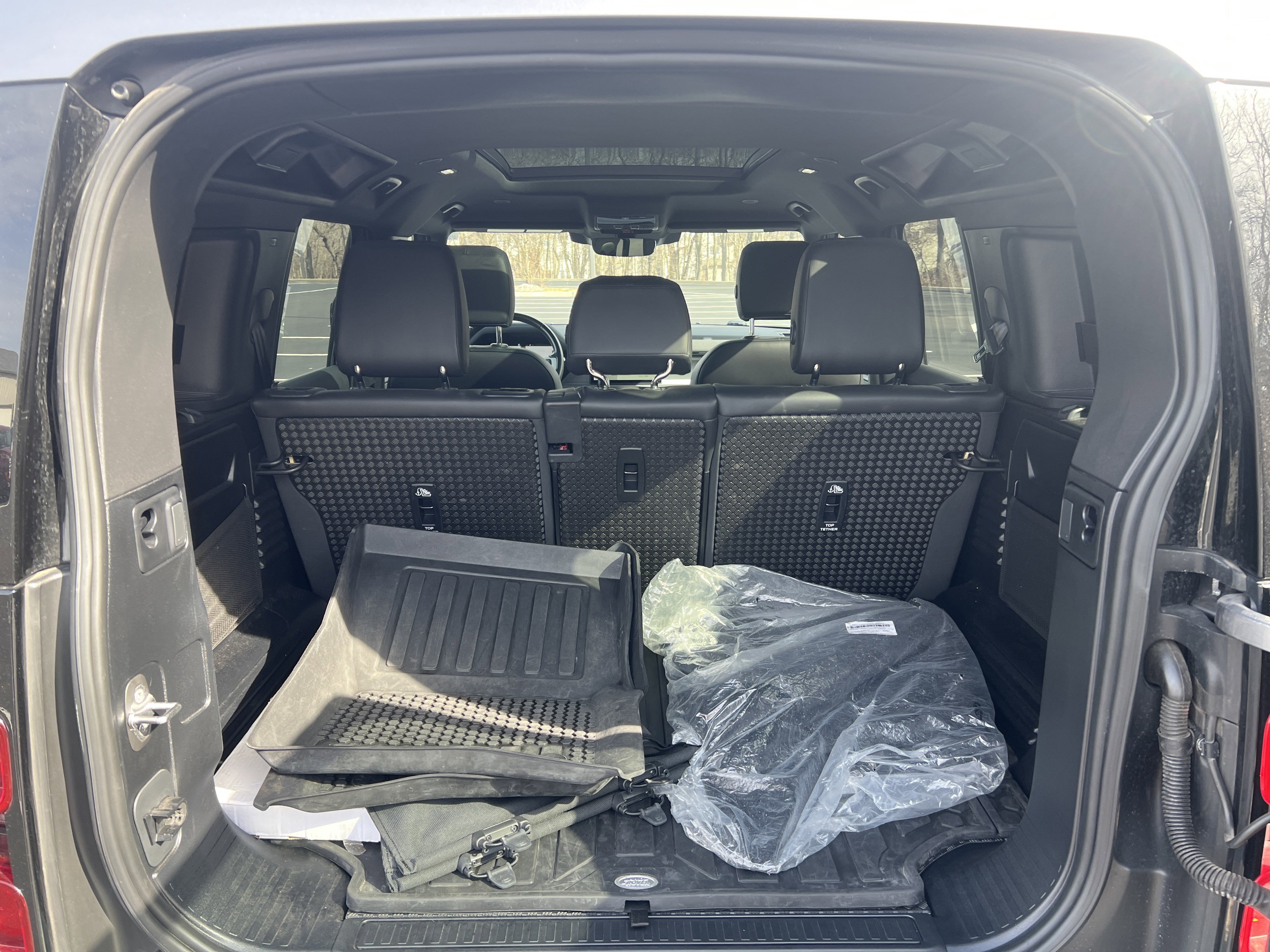 Certified 2023 Land Rover Defender 110 S image 31