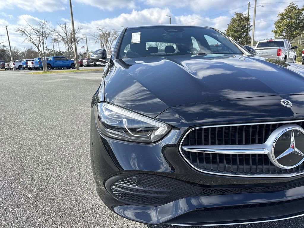 Used 2025 Mercedes-Benz C 300 Sedan image 9