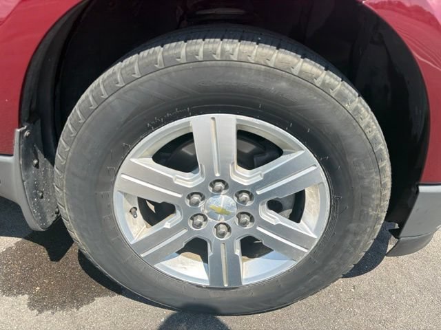 Used 2010 Chevrolet Traverse LT FWD image 4