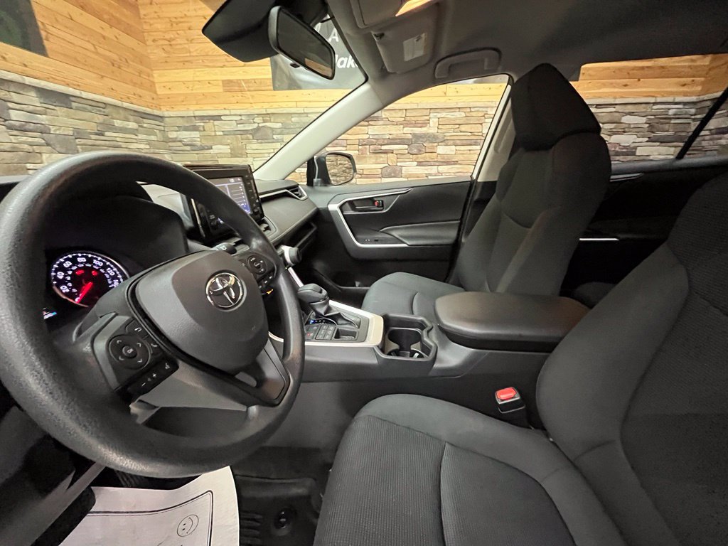 Used 2019 Toyota RAV4 LE w/ All Weather Liner Package AWD/4WD image 26