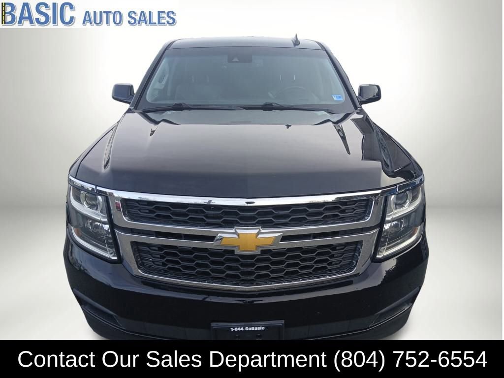 Used 2018 Chevrolet Suburban LT image 3