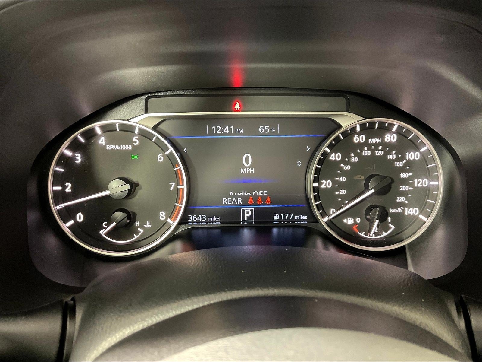 Used 2025 Nissan Altima 2.5 SR w/ SR Premium Package AWD/4WD image 13