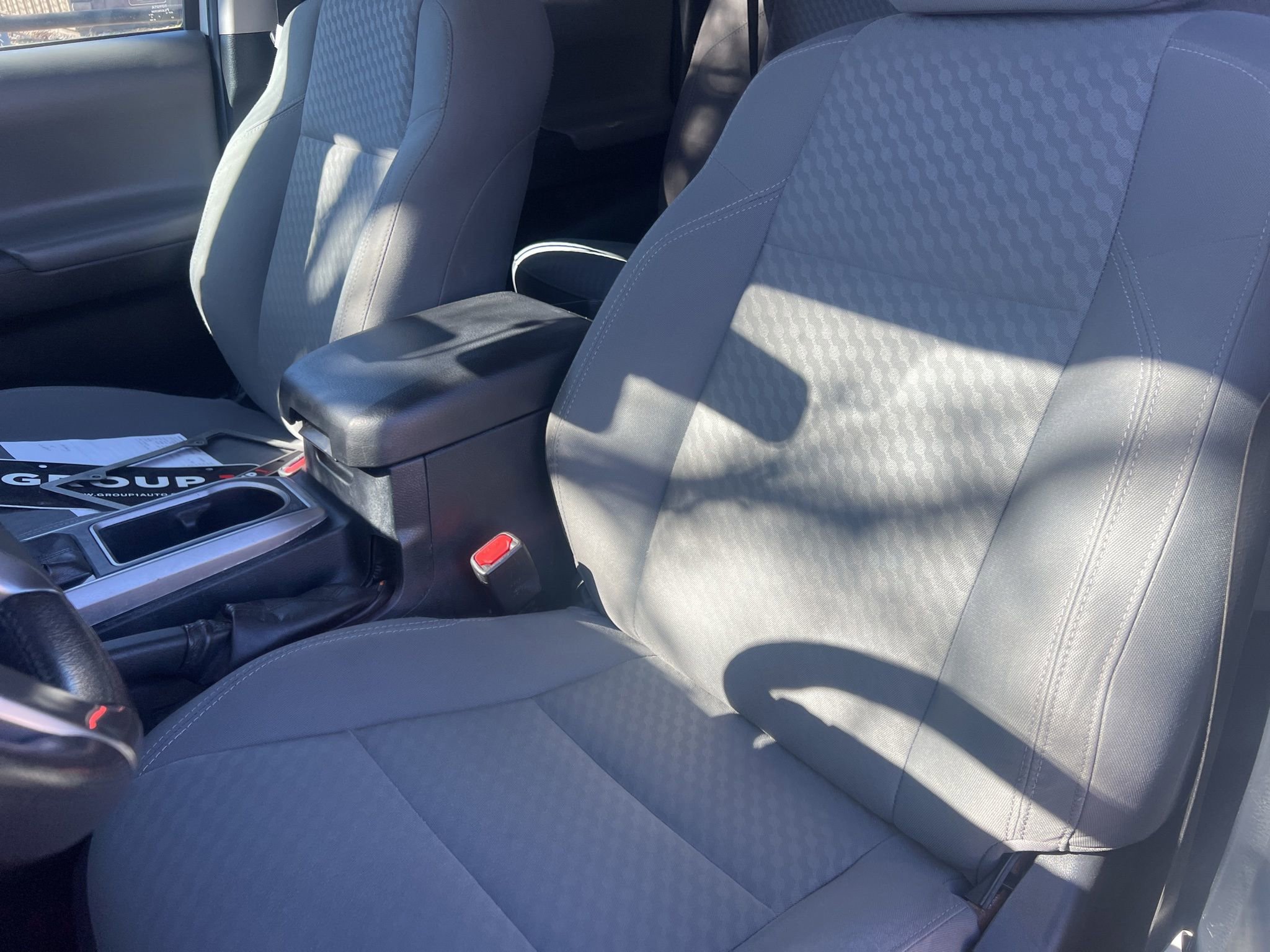 Used 2020 Toyota Tacoma SR5 image 12