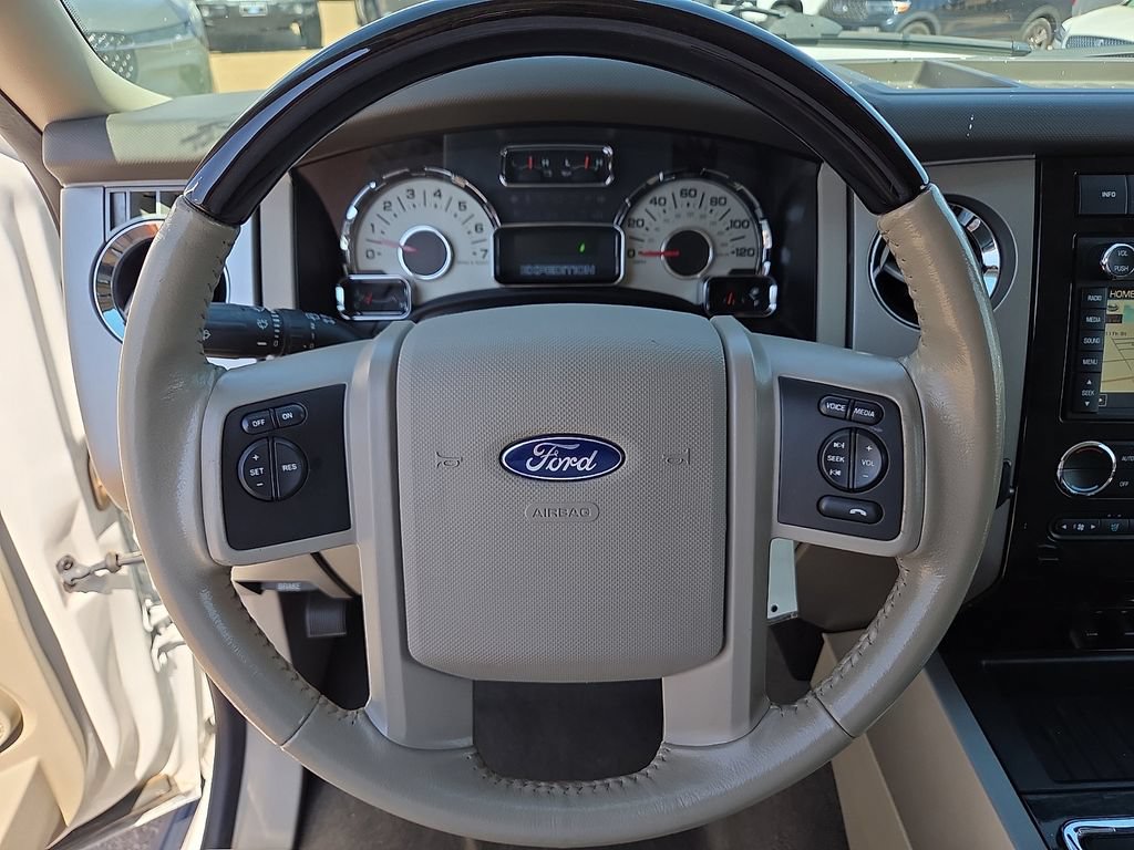 Used 2013 Ford Expedition EL Limited RWD image 21