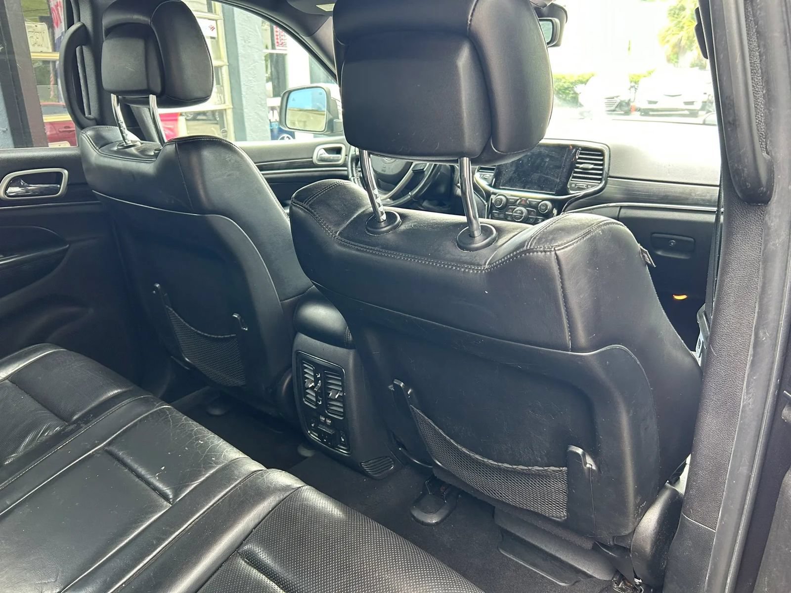 Used 2020 Jeep Grand Cherokee Limited w/ Luxury Group II RWD image 21