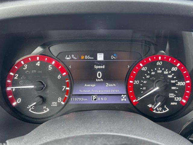 Used 2020 Nissan Titan SV image 24