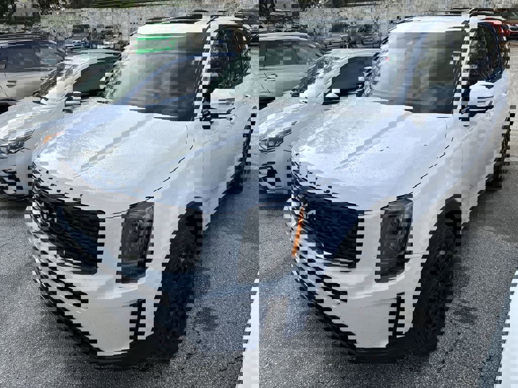 Certified 2022 Kia Telluride EX w/ EX Premium Package image 4