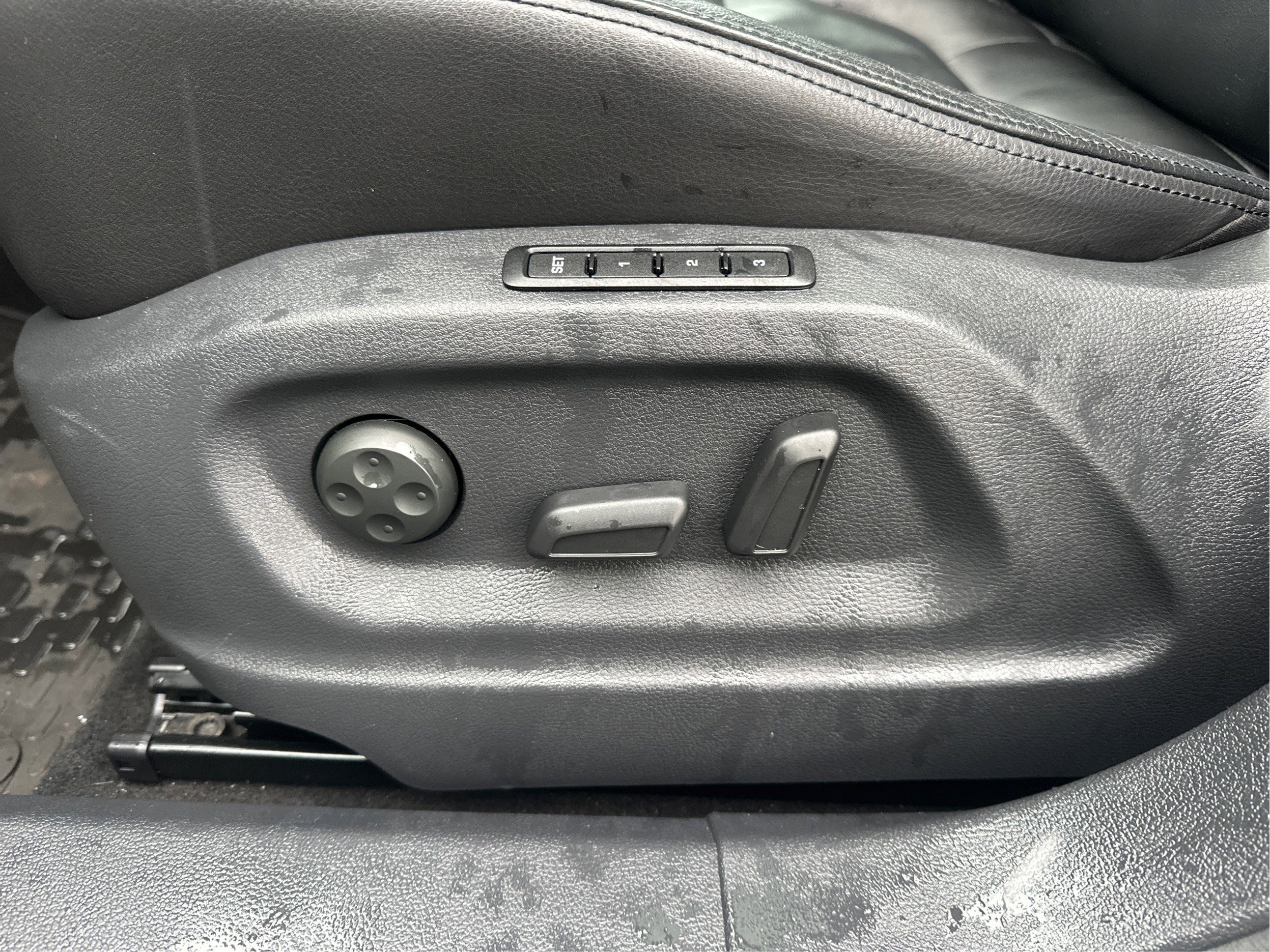 Used 2015 Volkswagen Tiguan R-Line image 20