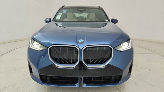 Used 2025 BMW X3 xDrive30i w/ Premium Package image 13