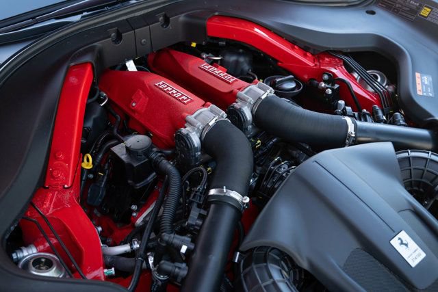 Certified 2025 Ferrari Roma Spider image 14
