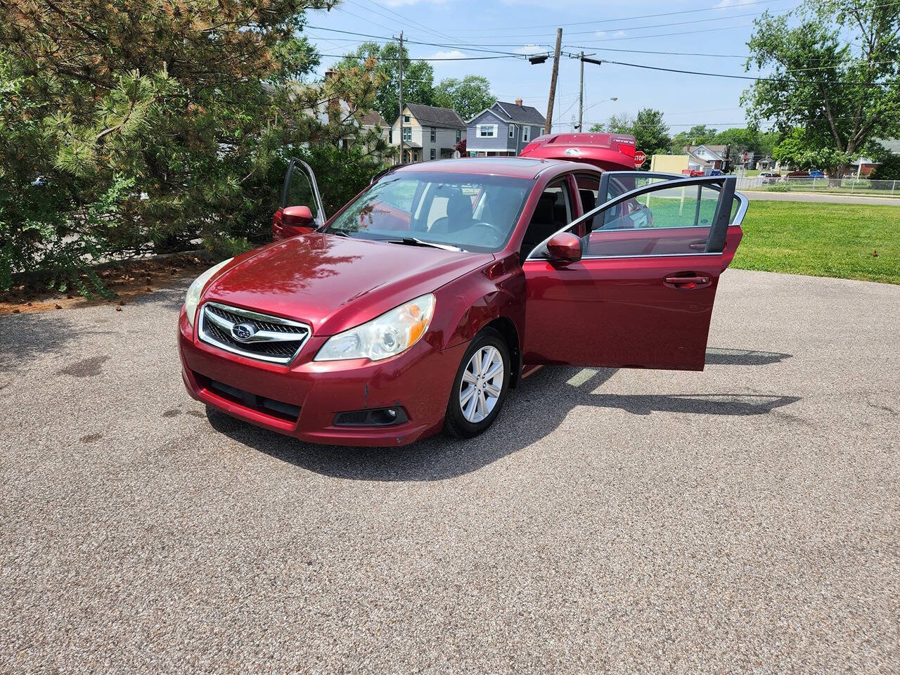Used 2011 Subaru Legacy 2.5i Premium AWD/4WD image 29