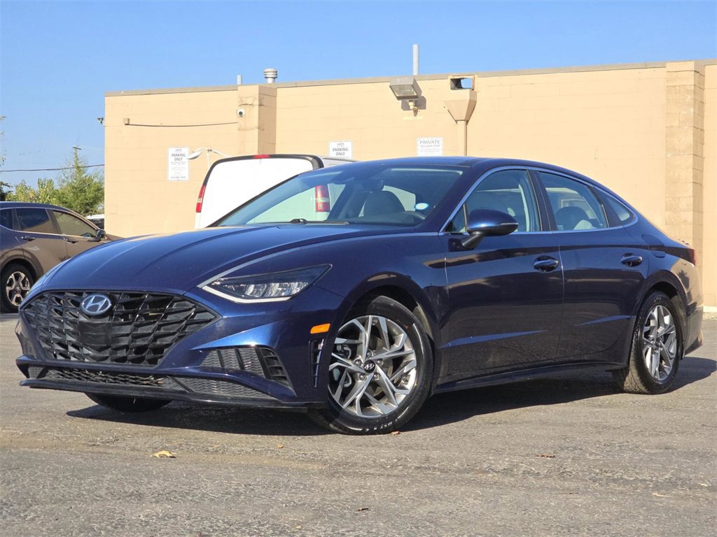 Used 2021 Hyundai Sonata SEL w/ Convenience Package image 2